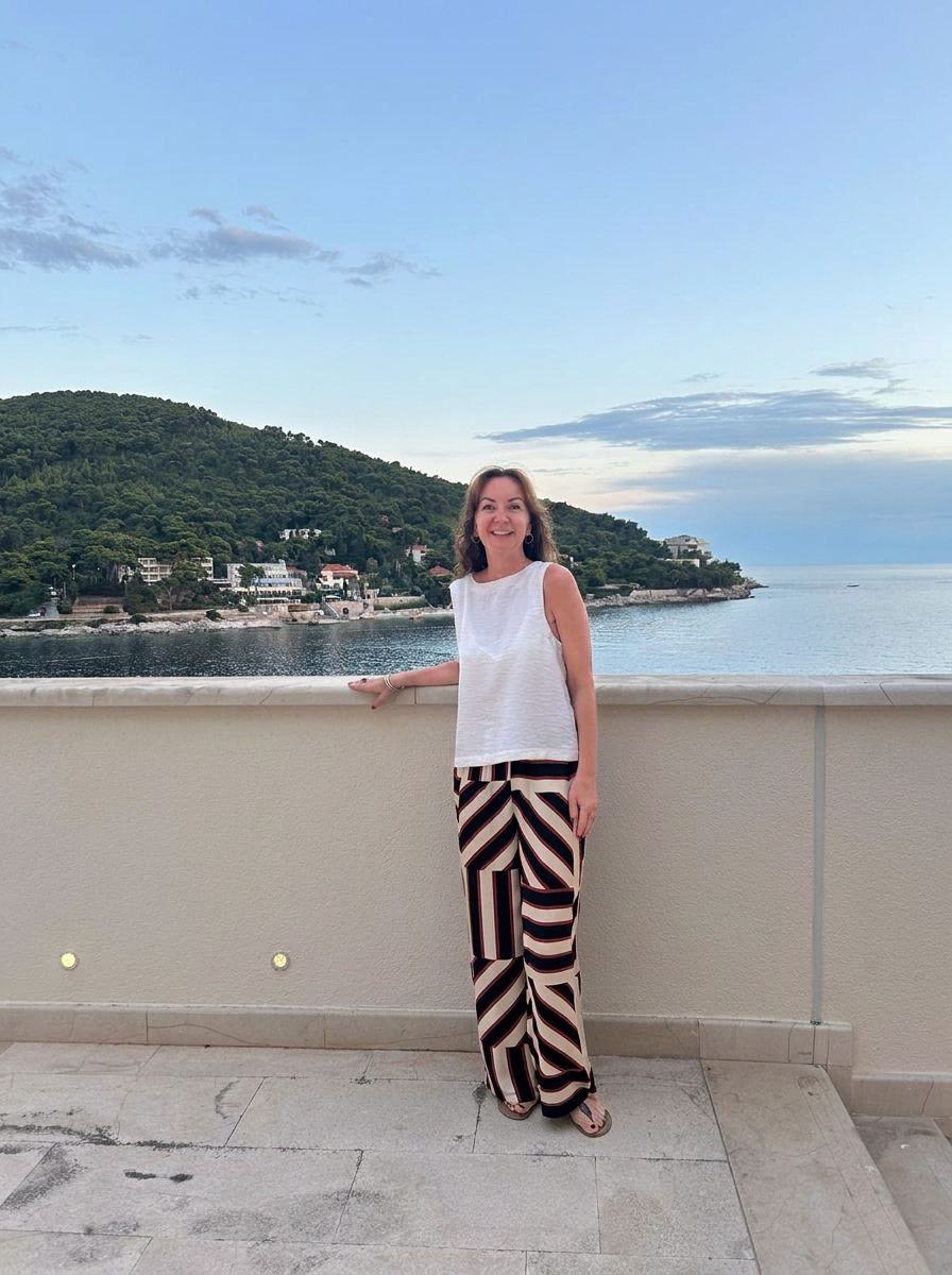 Catherine Daniels, featured author at Something Inspirational